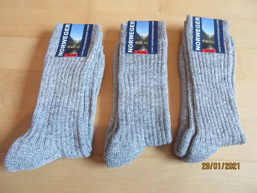 3 Paar Socken mit Plüschsohle ohne Gummidruck 39-42