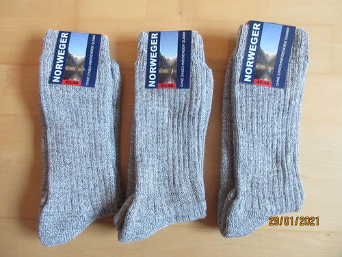 3 Paar Socken mit Plüschsohle ohne Gummidruck 43-46